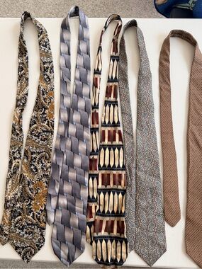 Lot of 5 Designer Silk Neckties Zegna Oscar de la Renta Salvatore Gregorio VTG